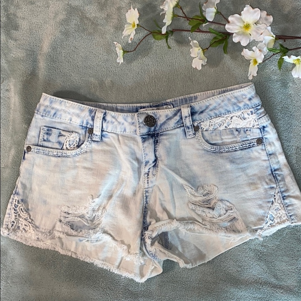 Juniors Tie Dye & Crochet Shorts ⭐️ Size 9